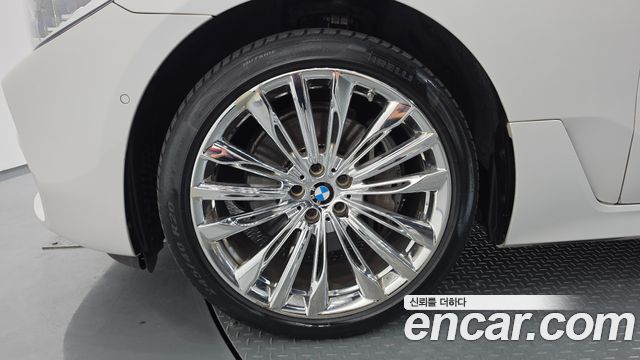 BMW Gran Turismo G32 640i xDrive Luxury - фото 4