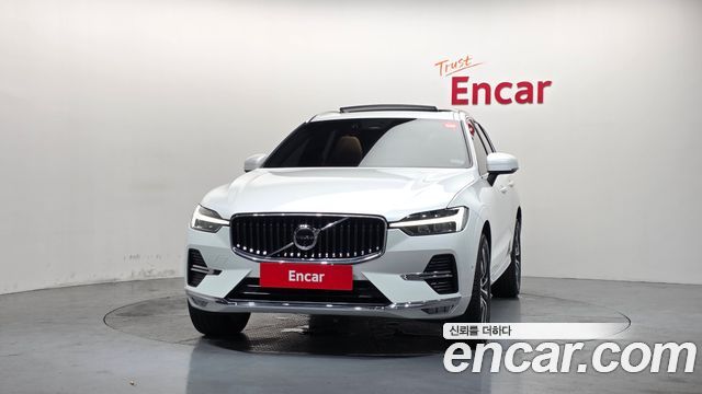 Volvo XC60 2-го поколения B5 Ultimate Bright - фото 2