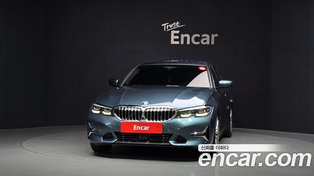 BMW 3 Series G20 320i Luxury - фото 2