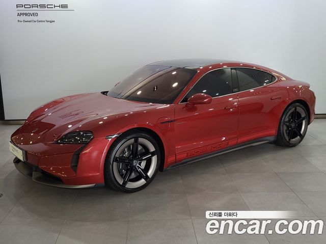 Porsche Taycan Turbo - фото 0