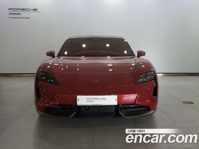 Porsche Taycan Turbo - фото 3