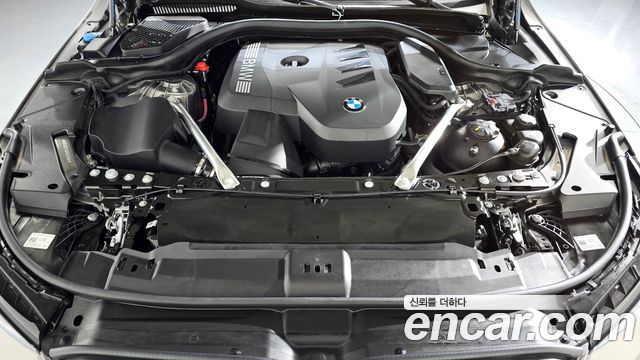 BMW 5 Series G60 520i - фото 4
