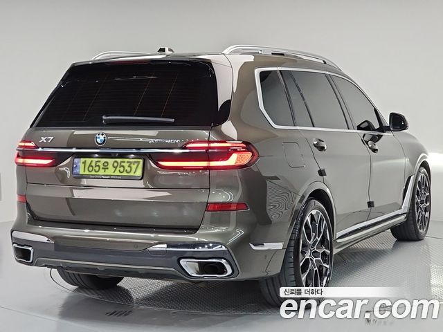 BMW X7 G07 xDrive 40i M Sport 7STR - фото 2