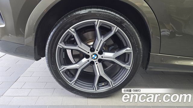 BMW X6 G06 xDrive40i M Sport - фото 4