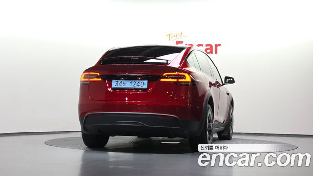 Tesla Model X AWD - фото 3