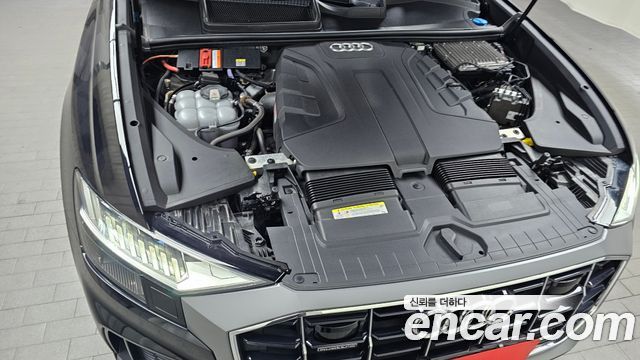 Audi Q8 45 TDI Quattro Premium - фото 4