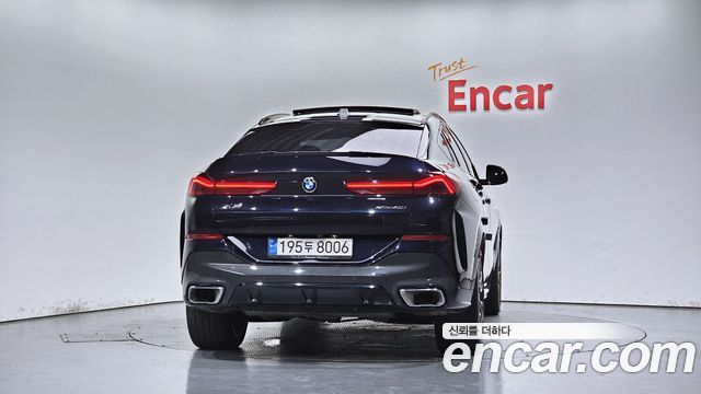 BMW X6 G06 xDrive40i M Sport - фото 3