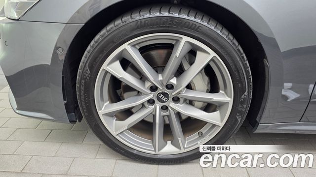 Audi A7 55 TFSI Quattro Premium - фото 4