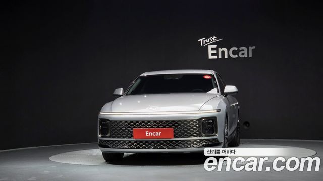 Hyundai Grandeur GN7, гибрид Calligraphy - фото 2