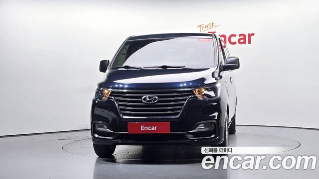Hyundai Starex New Van 5-Seater Modern - фото 1