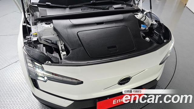 Volvo EX30 Ultra - фото 4