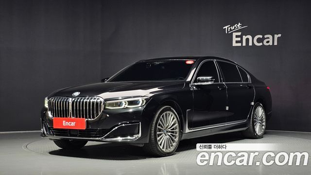BMW 7 Series G11 730Ld xDrive Design Pure Excellence - фото 0