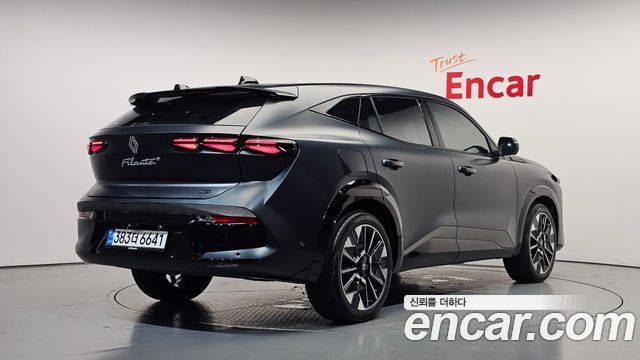 Renault Samsung Filante 1.5 E-Tech Iconic 2WD - фото 1