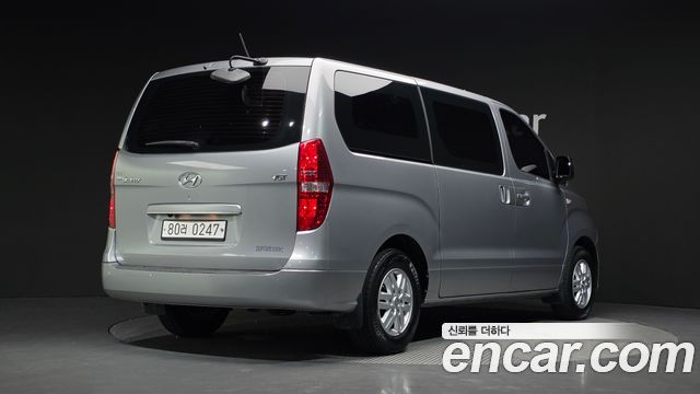 Hyundai Starex New Van 3-Seater Smart - фото 1
