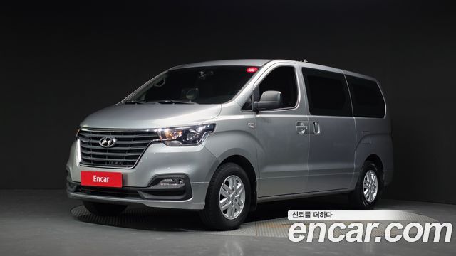Hyundai Starex New Van 3-Seater Smart - фото 2