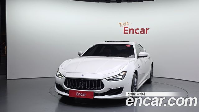 Maserati Ghibli 2.0 GT 3rd - фото 2