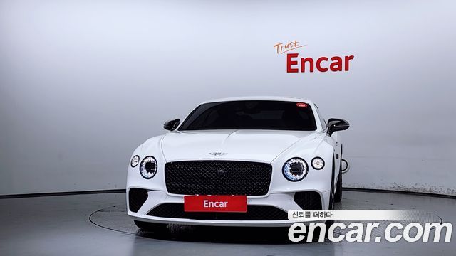 Bentley Continental GT 4.0 GTS - фото 2