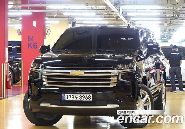 Chevrolet Surburban 6.2 - фото 2