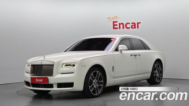 Rolls-Royce Ghost 6.6 V12 - фото 0