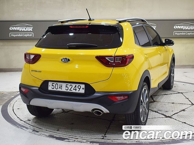 Kia Stonic 1.4 Prestige - фото 1