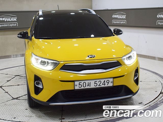 Kia Stonic 1.4 Prestige - фото 2