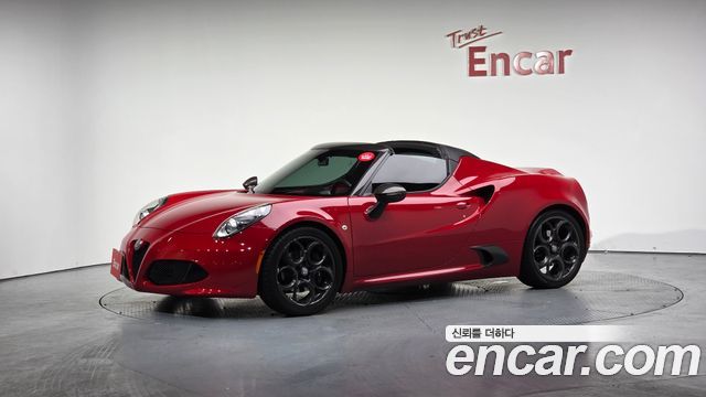 Alfa Romeo 4C 1.7 Spider - фото 0