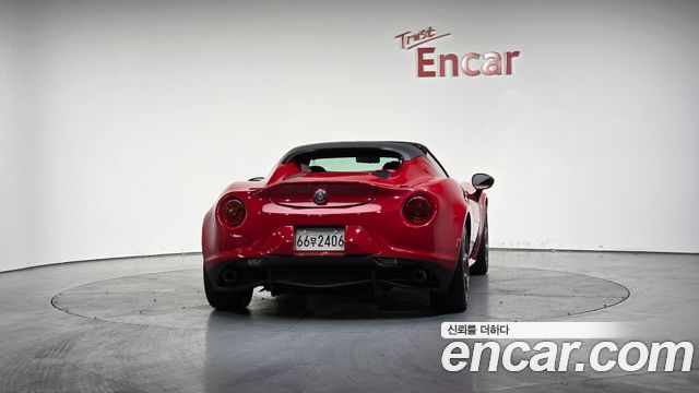 Alfa Romeo 4C 1.7 Spider - фото 3