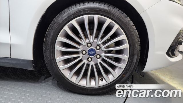 Ford Mondeo 4-го поколения 2.0 Trend - фото 4