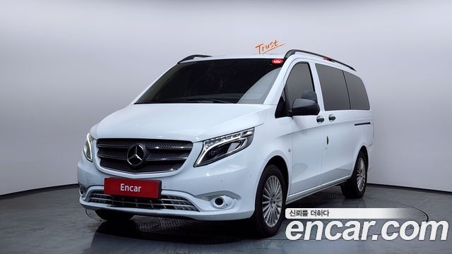 Mercedes-Benz V-Class 2.0 W447 - фото 0