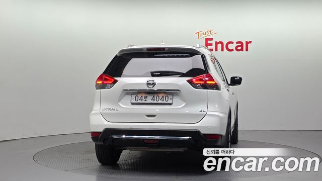 Nissan X-Trail 2.5 Smart 2WD - фото 3