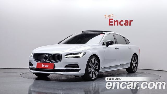 Volvo S90 B6 AWD Ultimate Bright - фото 0