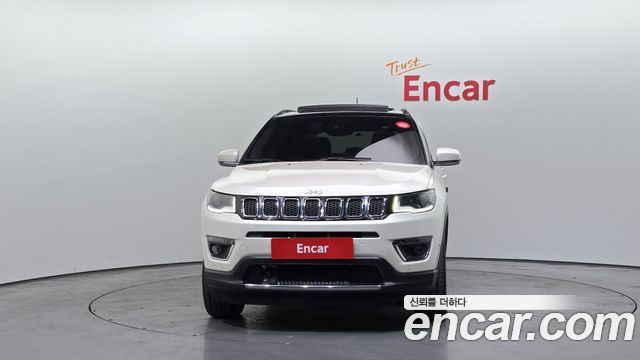 Jeep Compass 2-го поколения 2.4 Limited High AWD - фото 2