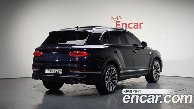 Bentley Bentayga 4.0 V8 - фото 0