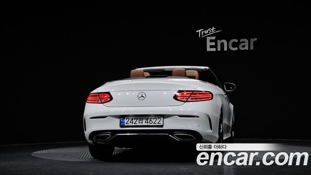 Mercedes-Benz C-Class W205 C200 Cabriolet - фото 3