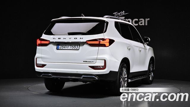 SsangYong Rexton Disel 2.2 4WD Noblesse - фото 1