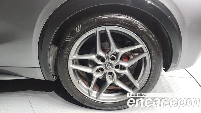 Infiniti Q30 2.0 Premium - фото 4