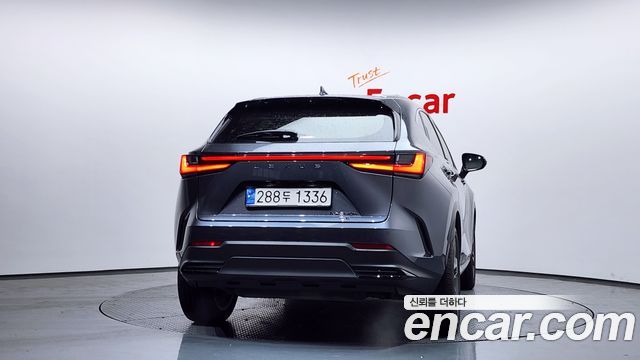 Lexus NX 350h 2-го поколения Premium - фото 3