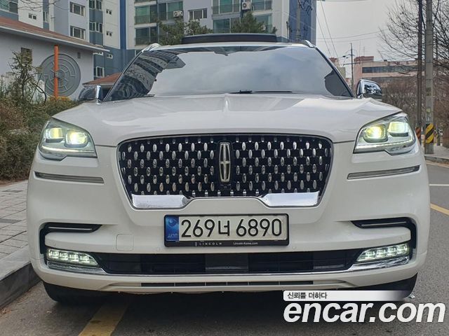 Lincoln Aviator 2-го поколения 3.0 Black Label AWD - фото 2