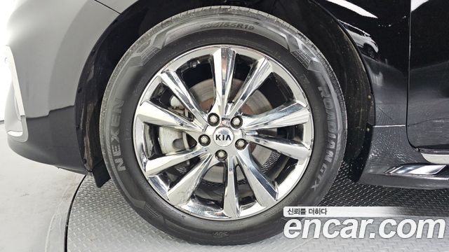 Kia Carnival New 9-Seater Prstige - фото 4