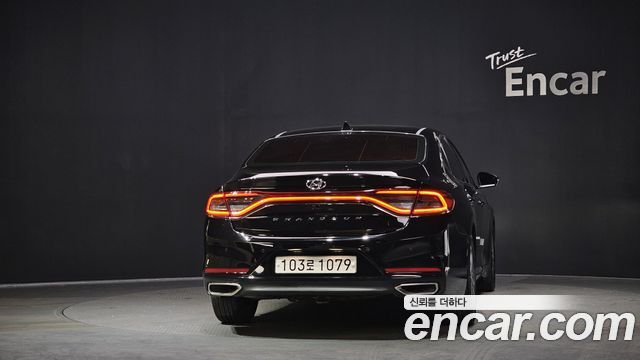 Hyundai Grandeur IG 2.4 Premium - фото 3