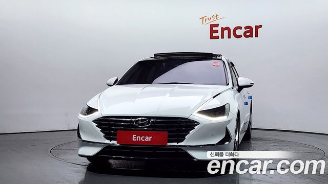 Hyundai Sonata DN8 2.0 Premium Family - фото 2