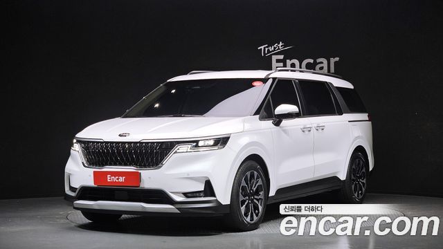 Kia Carnival 4-го поколения 9-Seater Prestige - фото 0