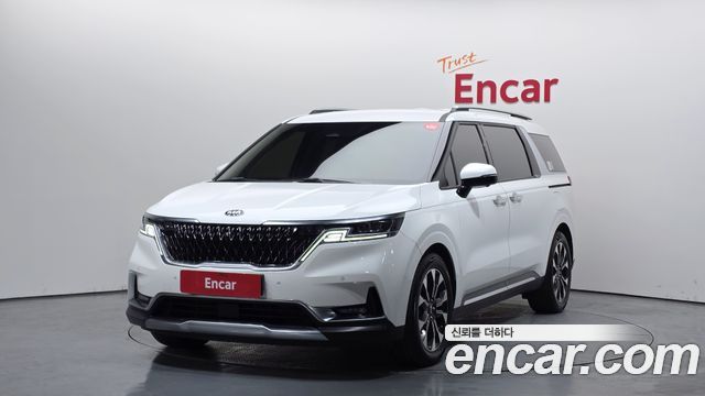 Kia Carnival 4-го поколения 7-Seater Signature - фото 0