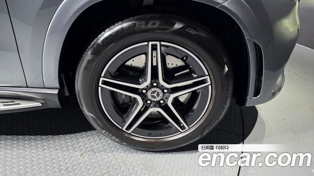 Mercedes-Benz GLE-Class W167 GLE400d 4MATIC Coupe - фото 4