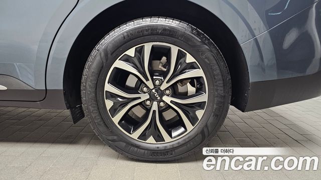 Kia Carnival 4-го поколения 9-Seater Noblesse - фото 4