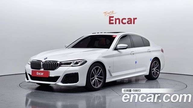 BMW 5 Series G30 520i M Sport - фото 0
