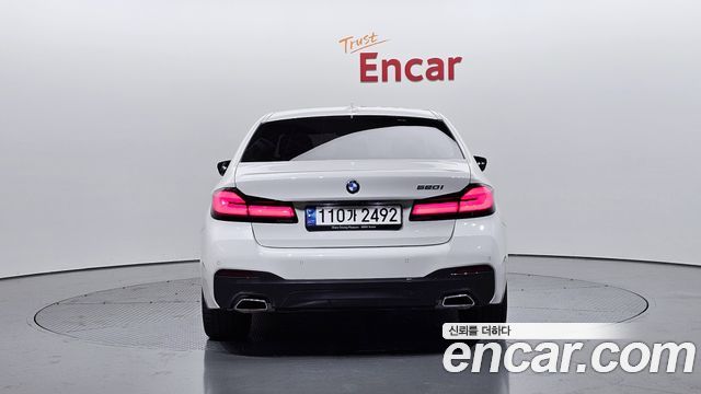 BMW 5 Series G30 520i M Sport - фото 3