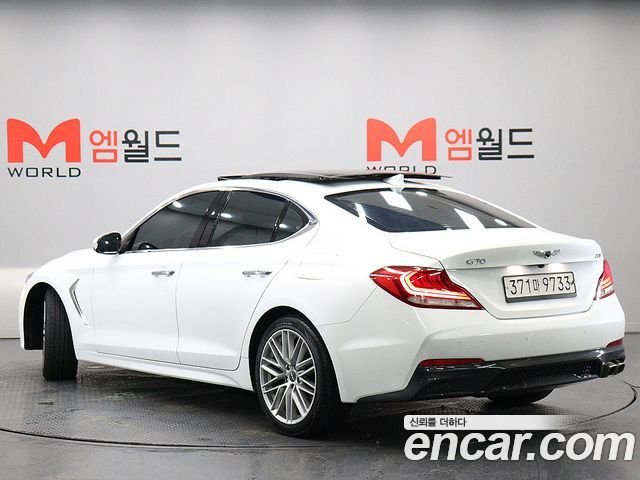 Genesis G70 2.2D Elite - фото 2
