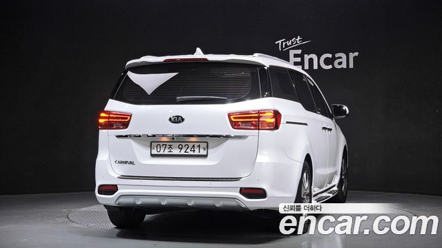 Kia Carnival New 9-Seater Noblesse Special - фото 3