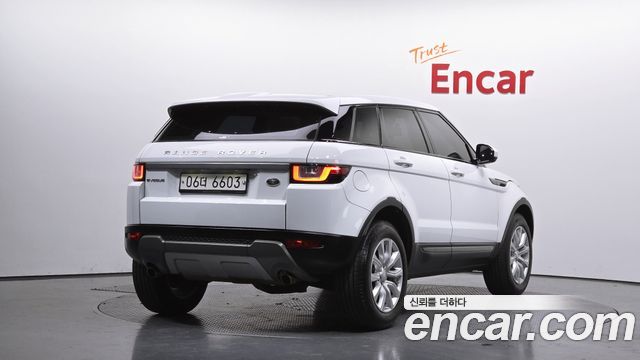 Land Rover Range Rover Evoque 2.0 TD4 SE - фото 1